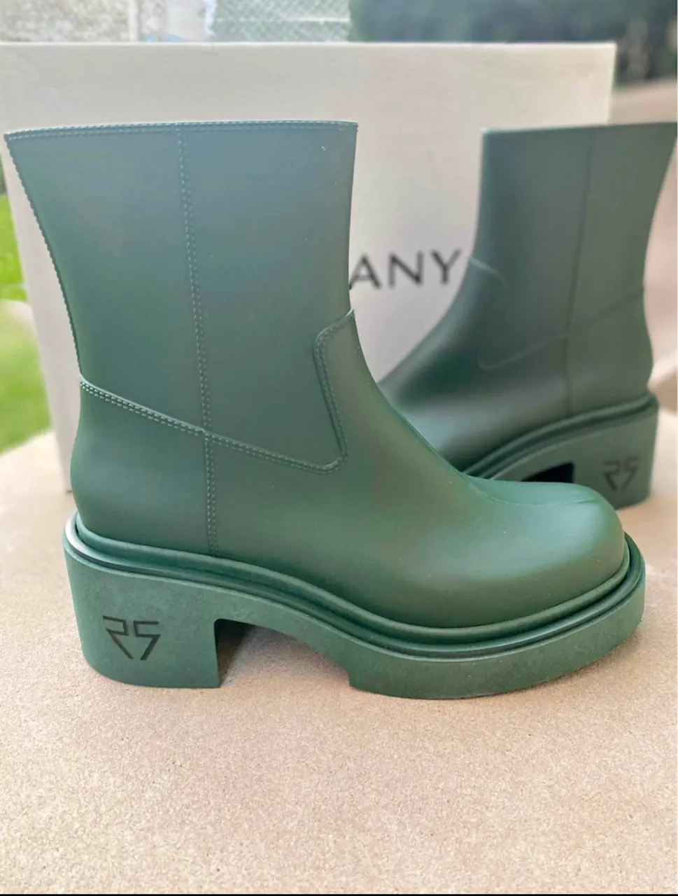 Botas Sarkany · Talle AR 37