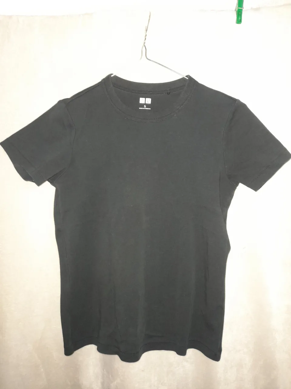 Remera Uniqlo - imagen 1