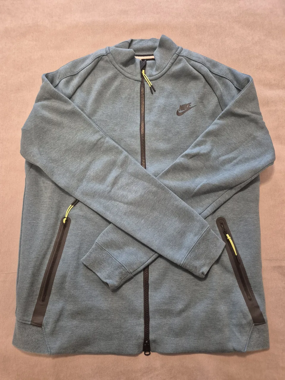 Buzo Nike - imagen 1
