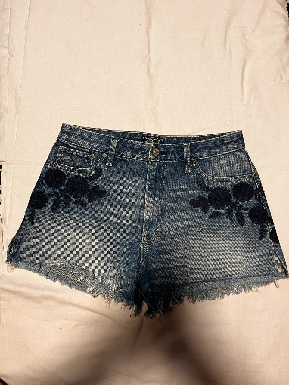 Short Abercrombie & Fitch - imagen 1