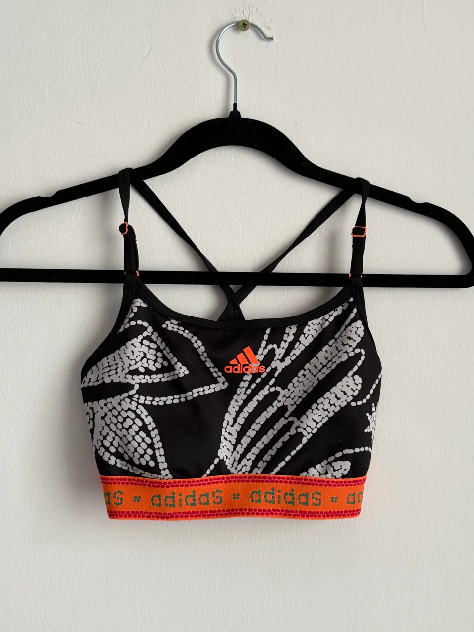 Top adidas · Talle M