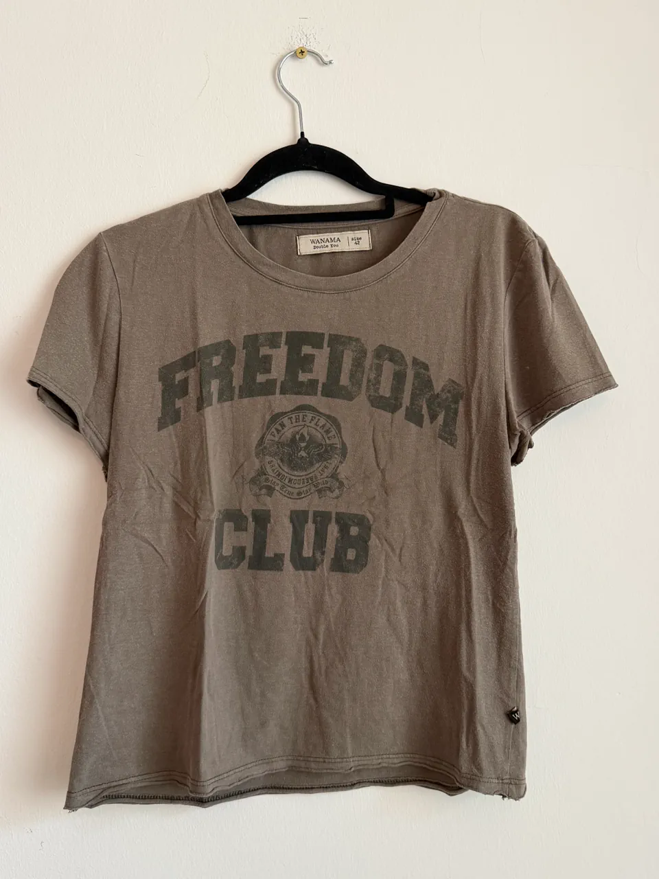 Remera Wanama · Talle M