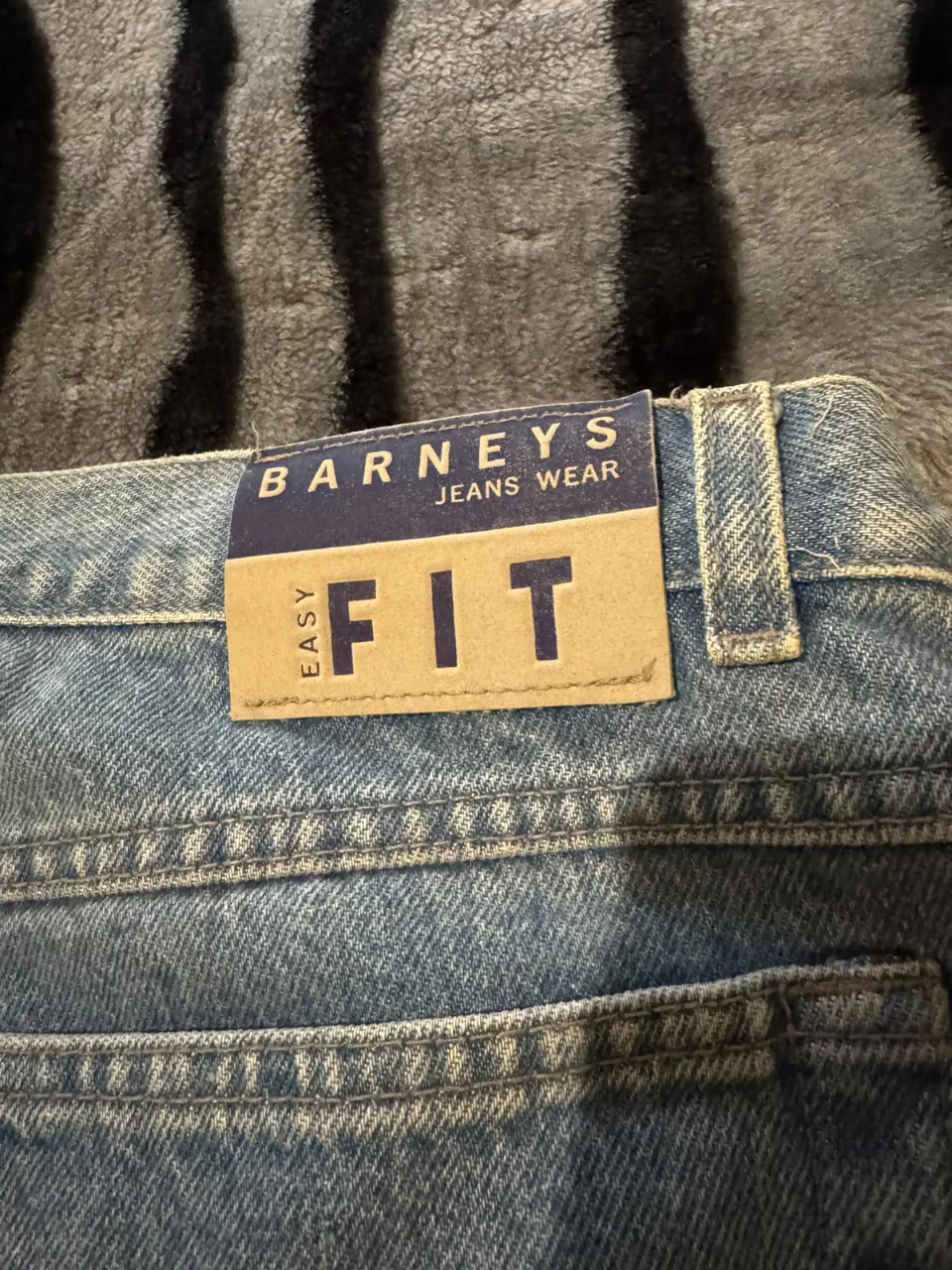 Jean Barneys - imagen 1