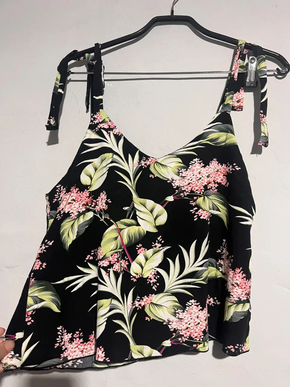 Blusa Sin ✅ · Talle M