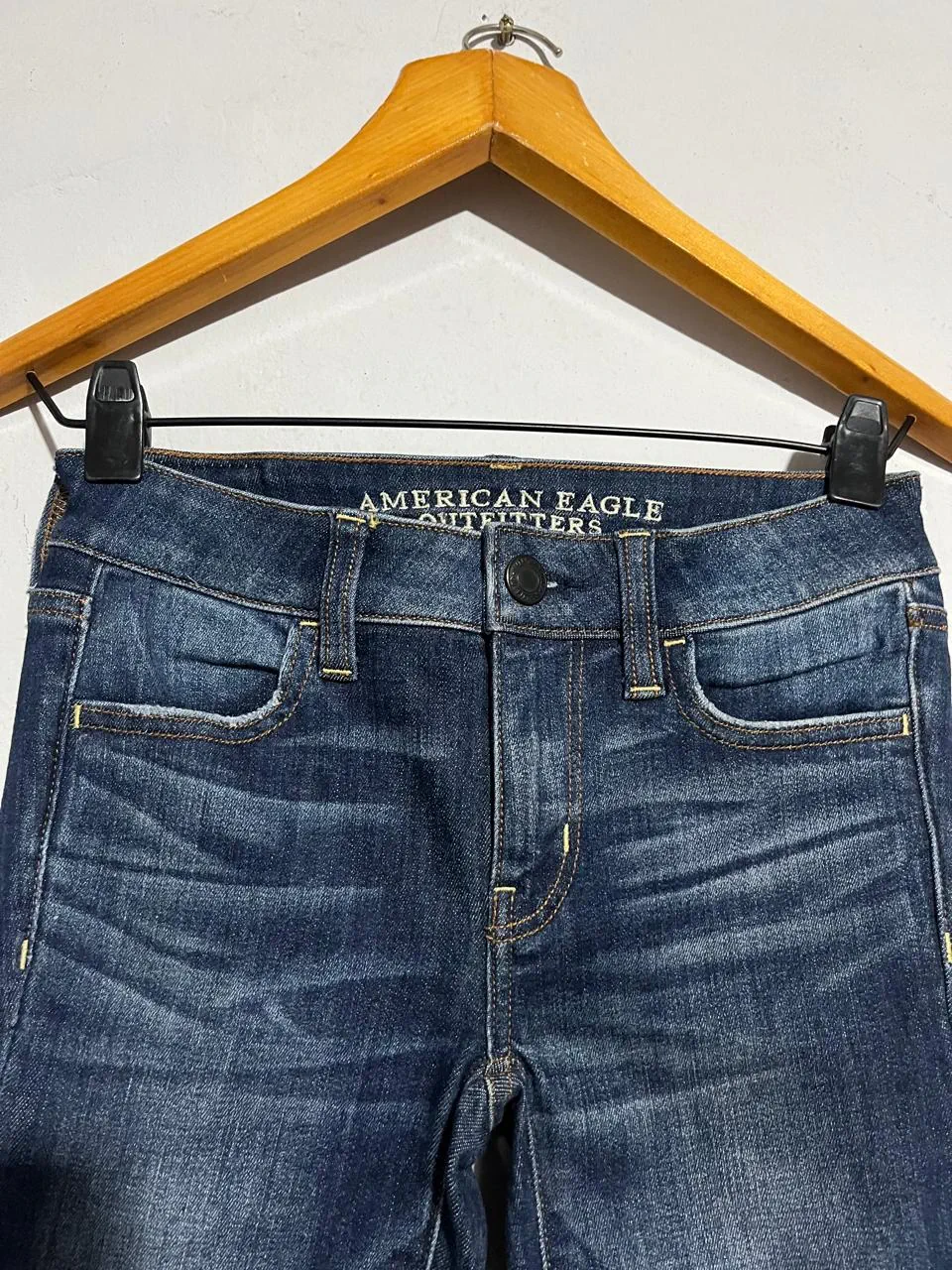 Jean American Eagle Outfitters - imagen 1