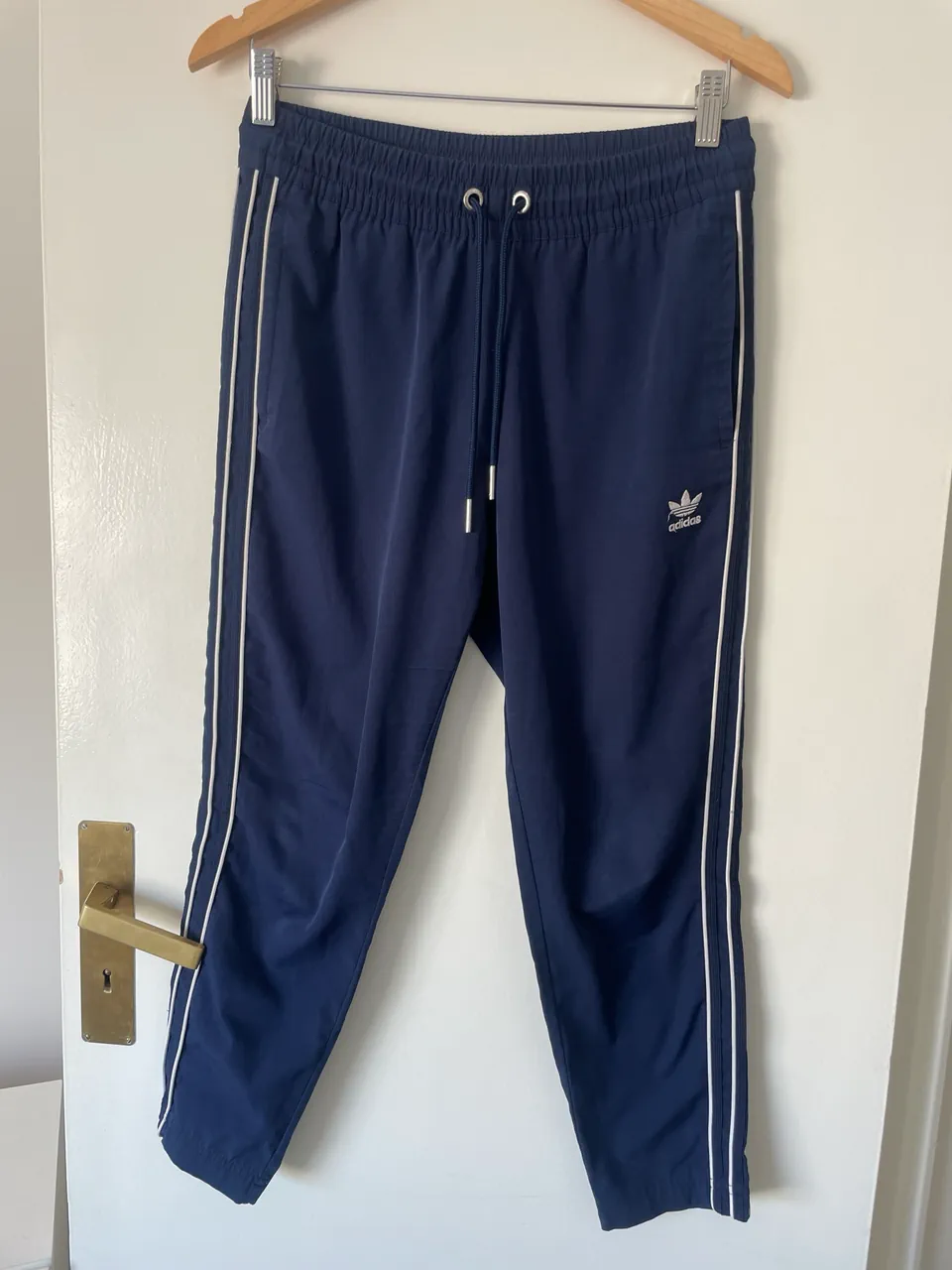 Pantalón adidas · Talle XS