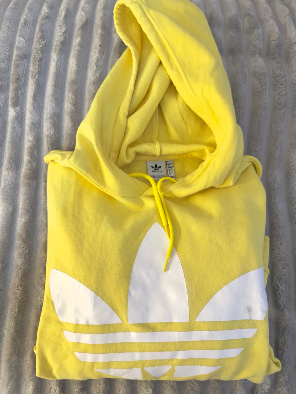 Buzo adidas - imagen 1