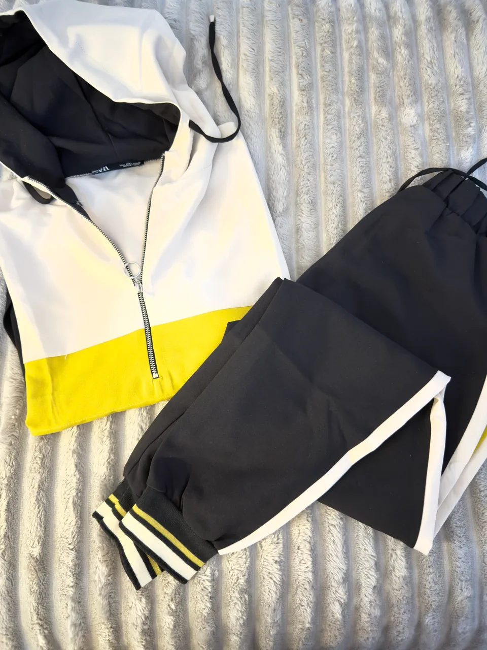 Zara · Talle L