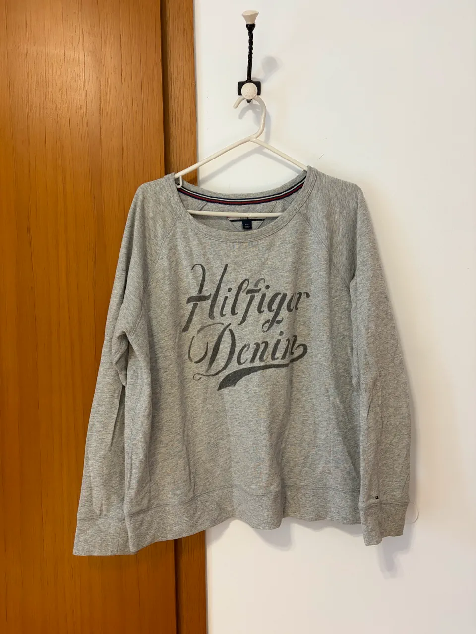 Buzo Tommy Hilfiger · Talle L