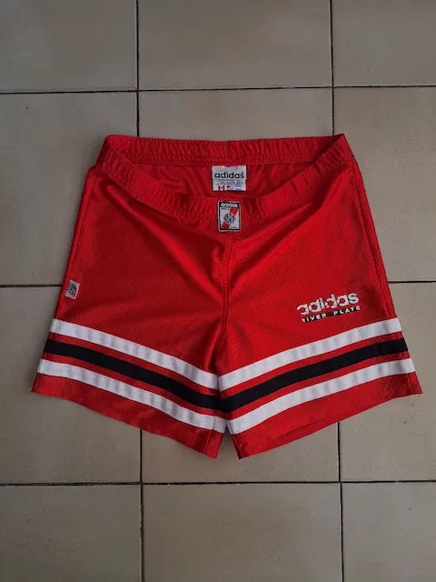 adidas · Talle L