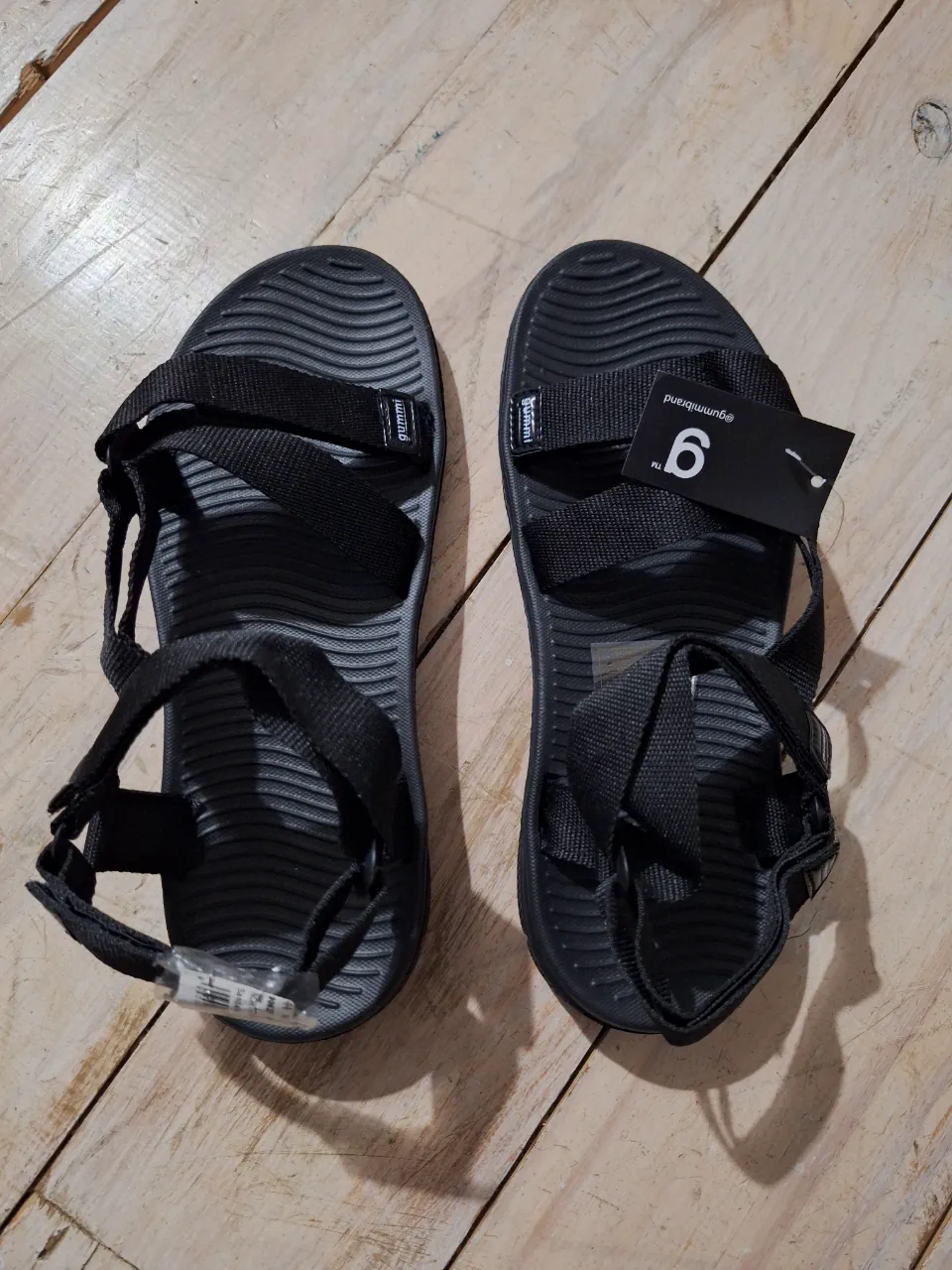 Gummi · Talle AR 44