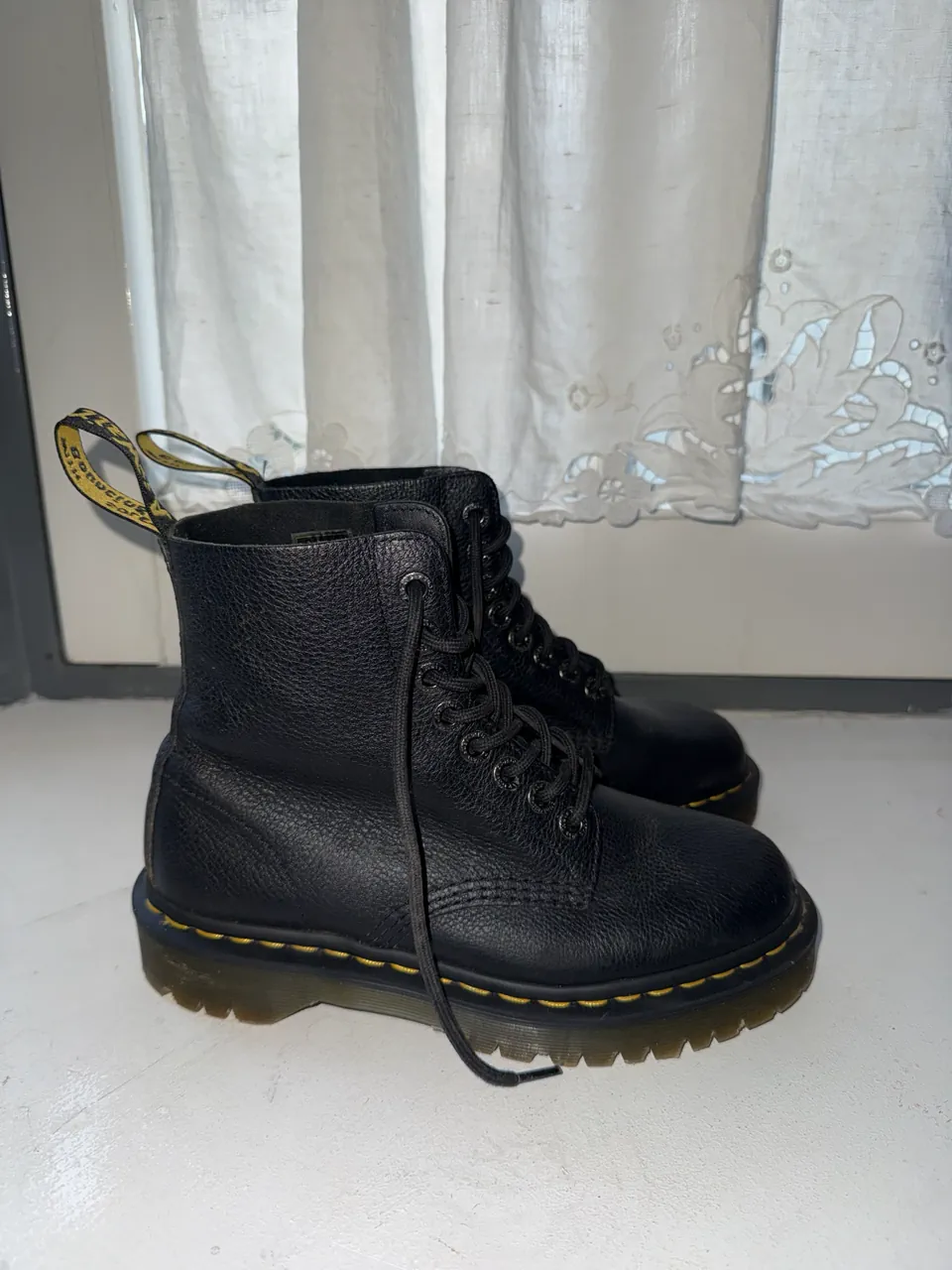Borcegos Dr. Martens - imagen 1