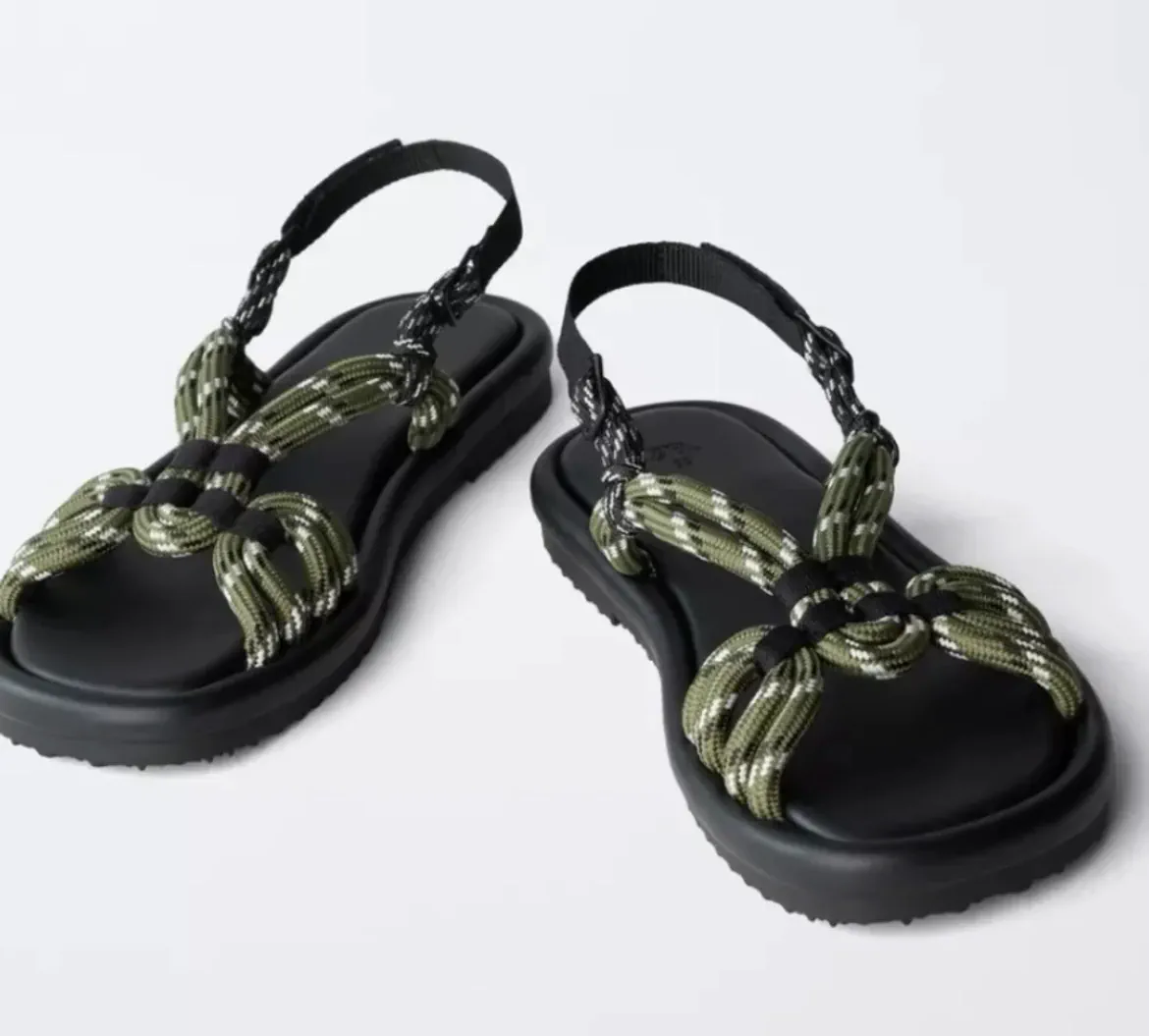 Zara · Talle AR 30