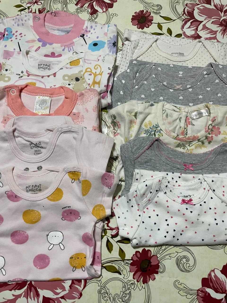 Body Carters · Talle Recién nacido / 44cm