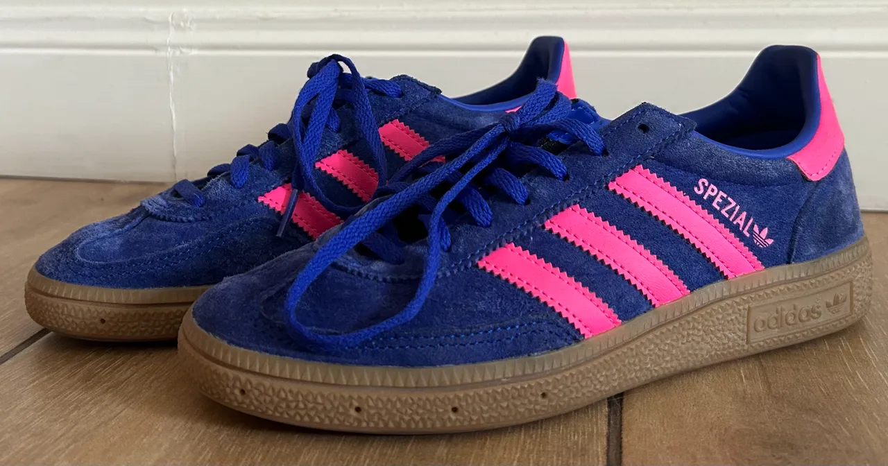 adidas · Talle US 5