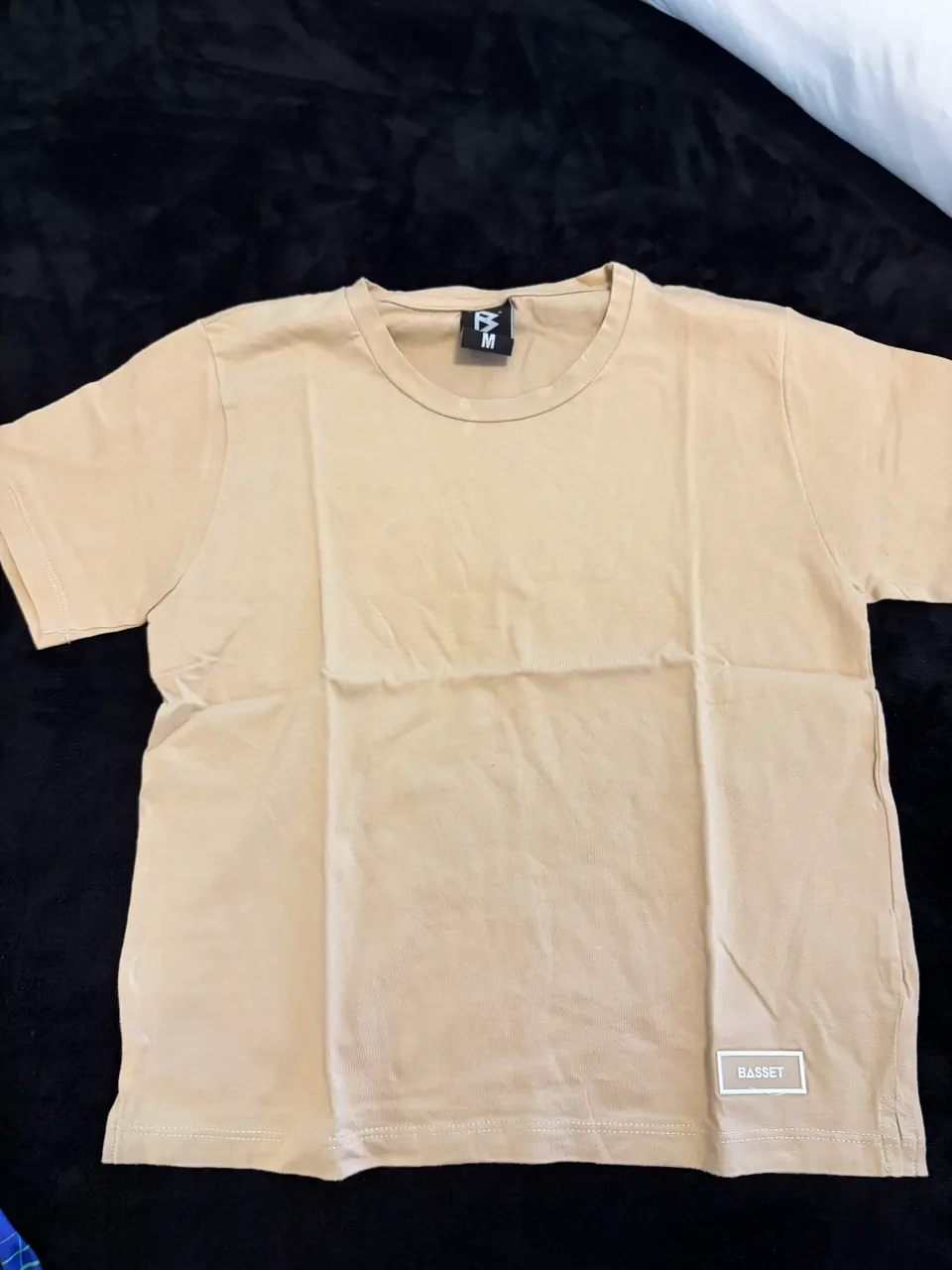 Remera Basset · Talle M