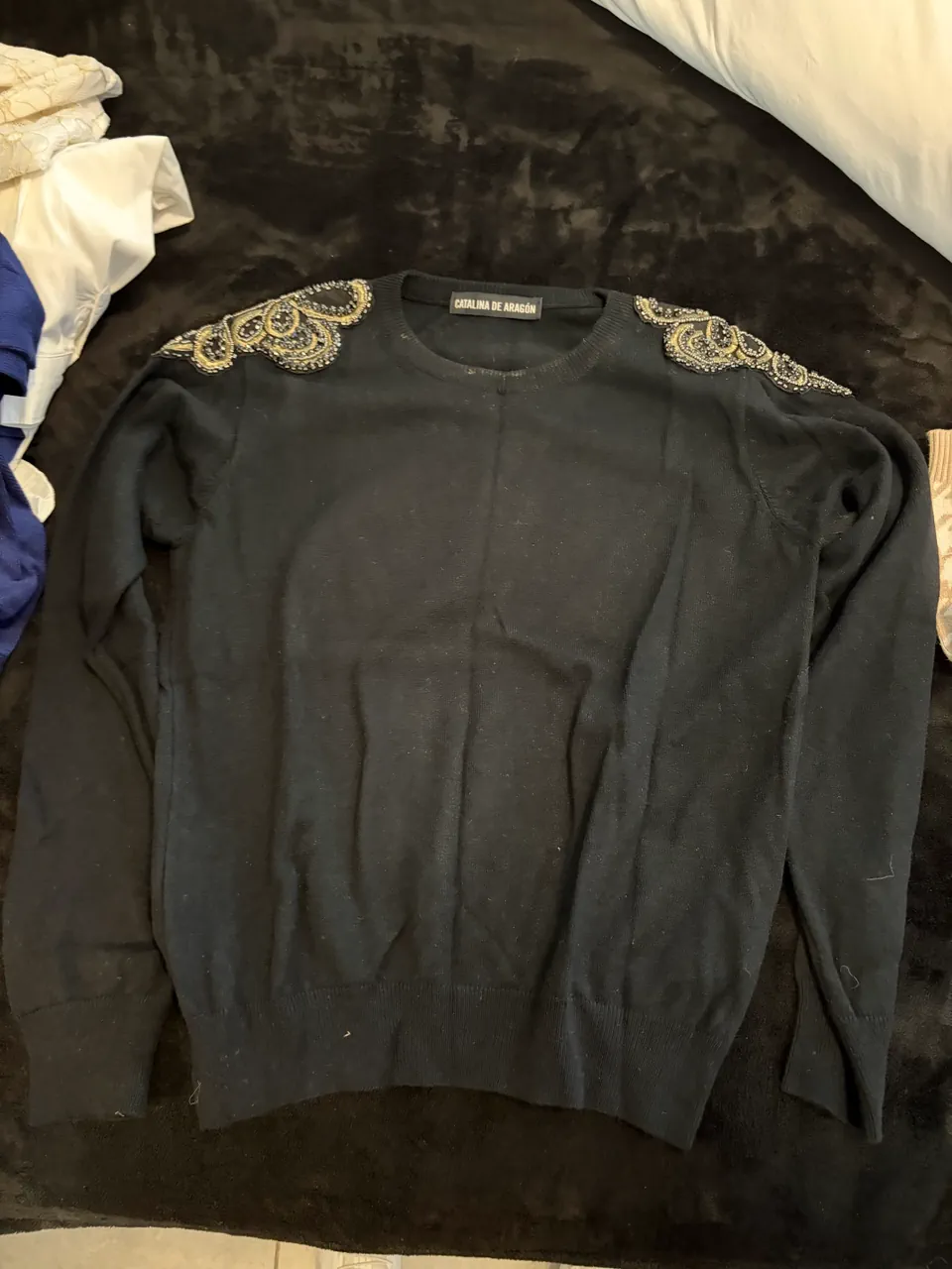 Sweater Catalina de Aragon · Talle L