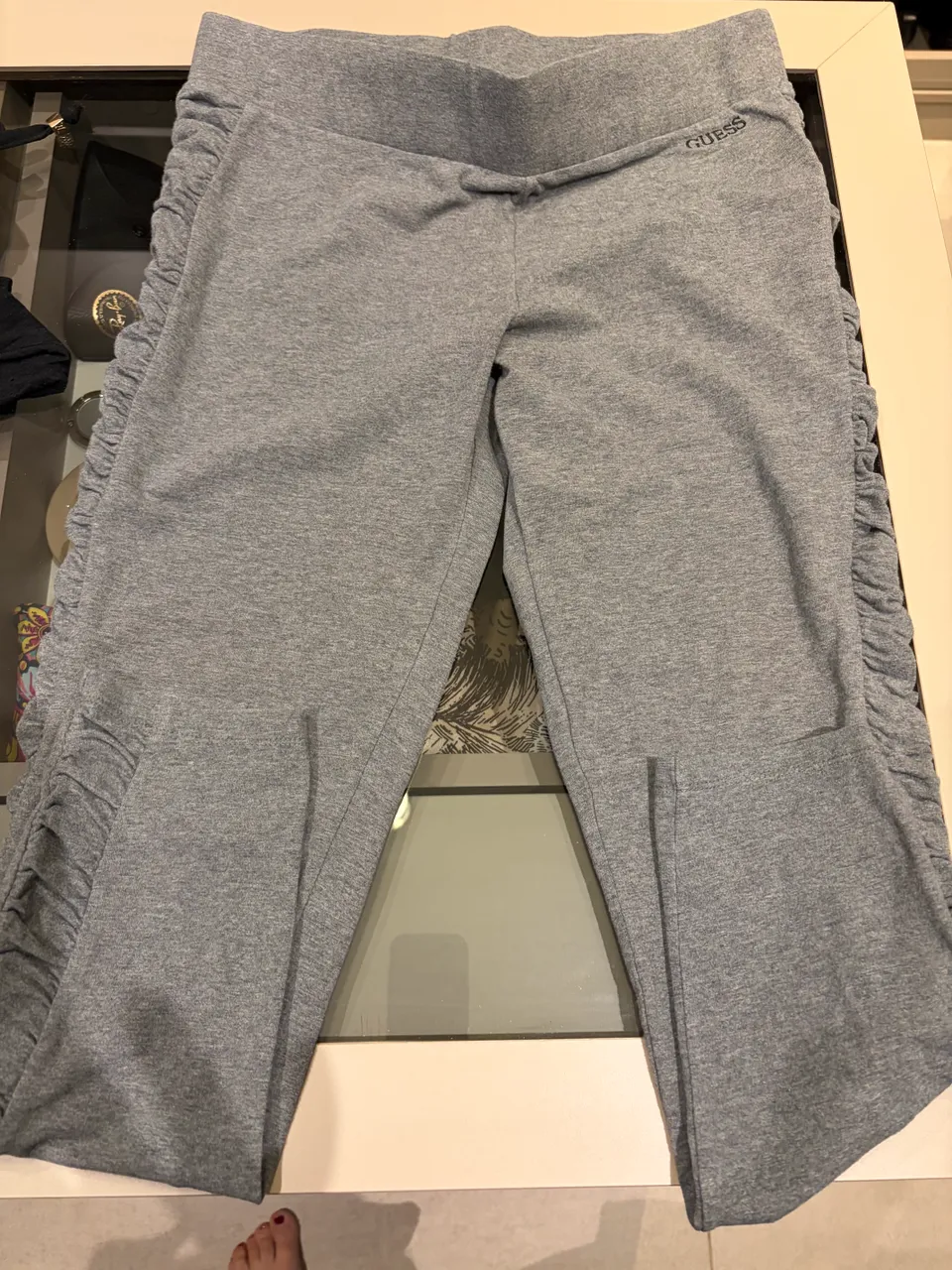 Pantalón GUESS - imagen 1