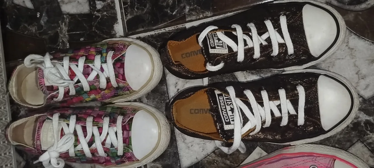 Converse · Talle AR 28