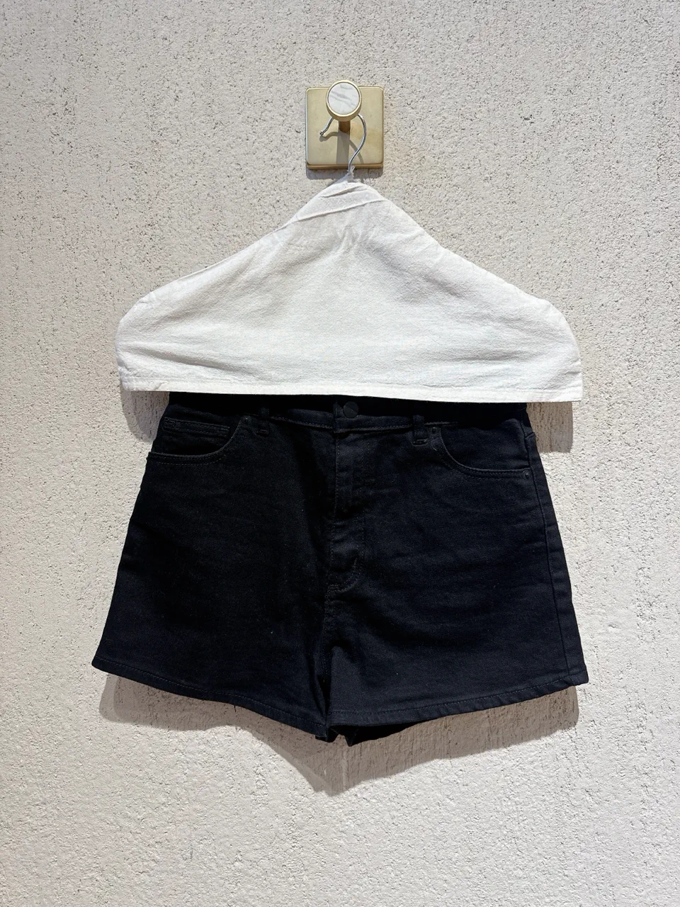 Short The new black - imagen 1