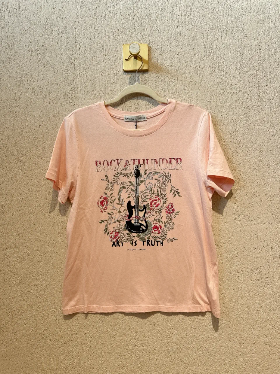 Remera Catalina de Aragon - imagen 1