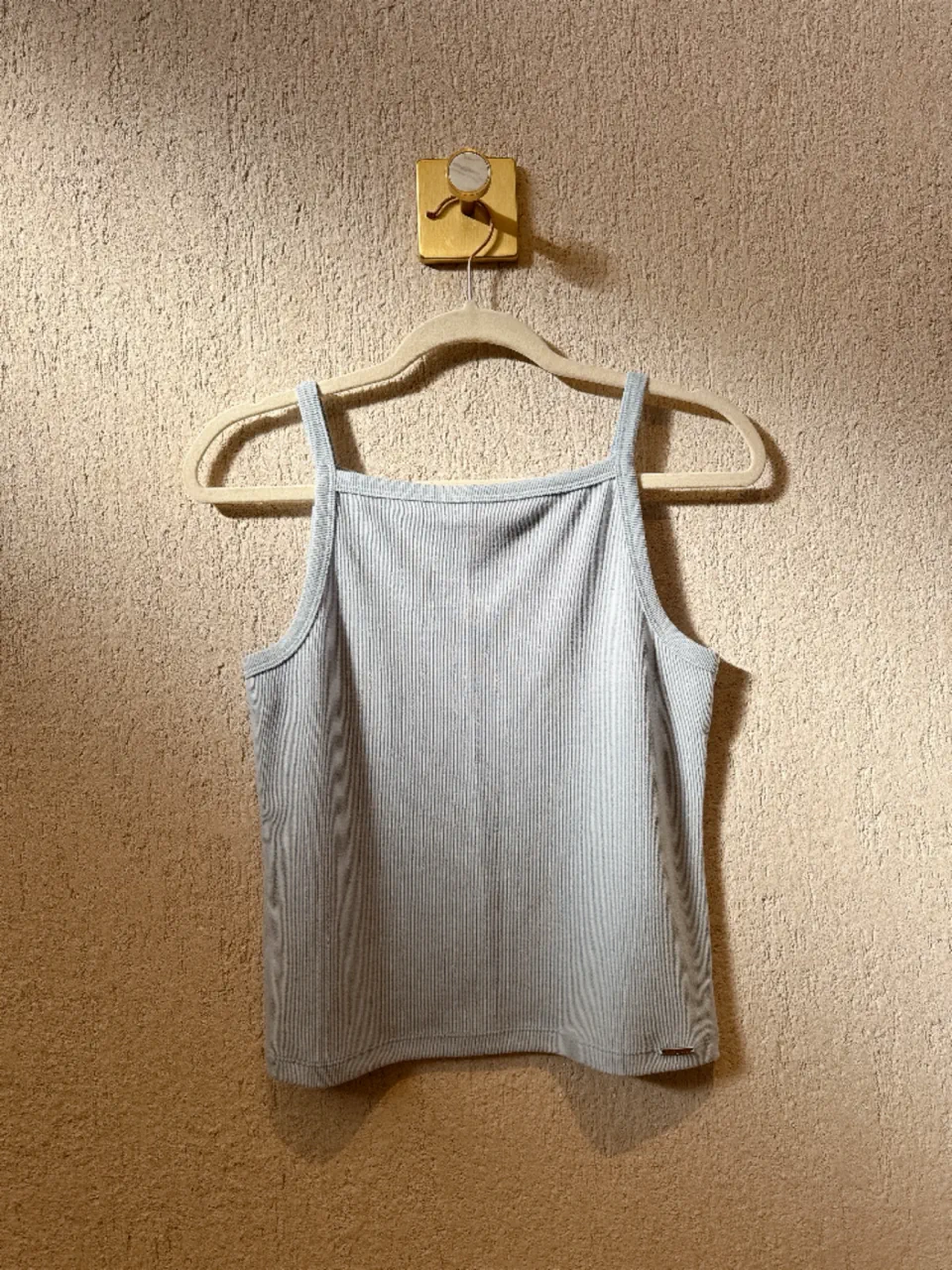 Musculosa Vesna - imagen 1