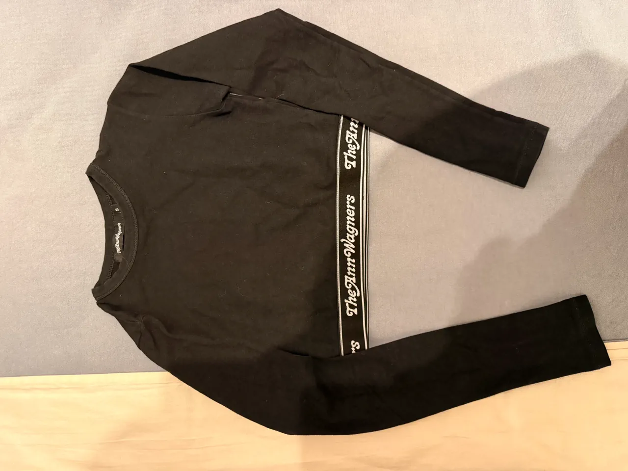 Remera The Ann Wagners · Talle S