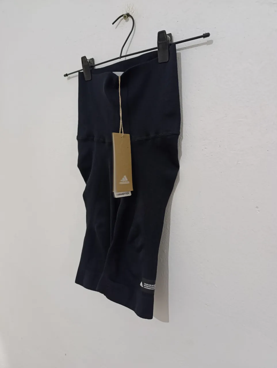 Short adidas - imagen 1