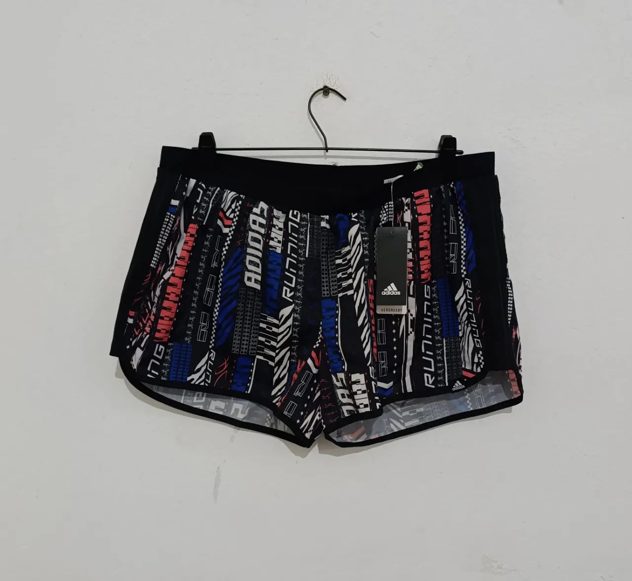 Short adidas - imagen 1