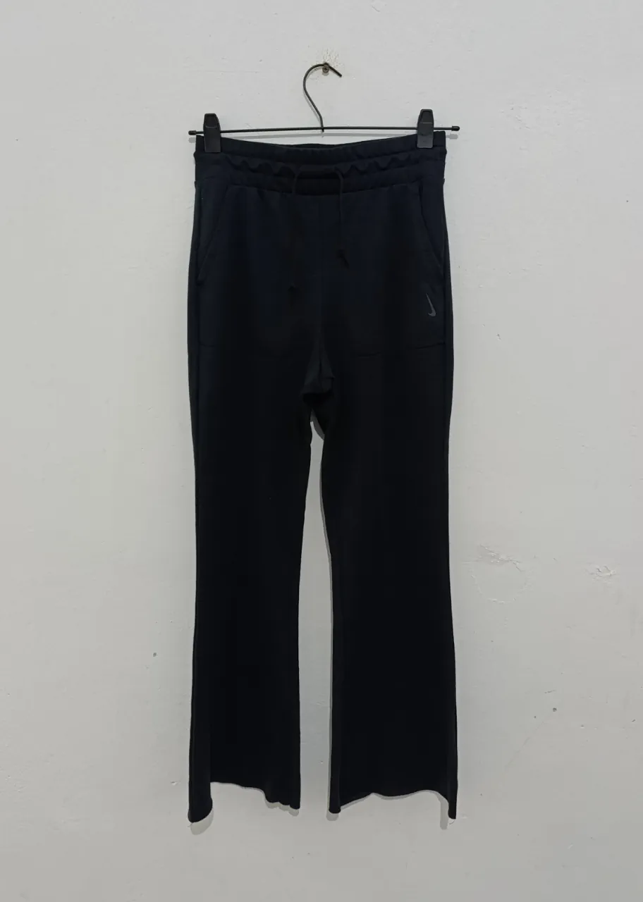 Pantalón Nike - imagen 1