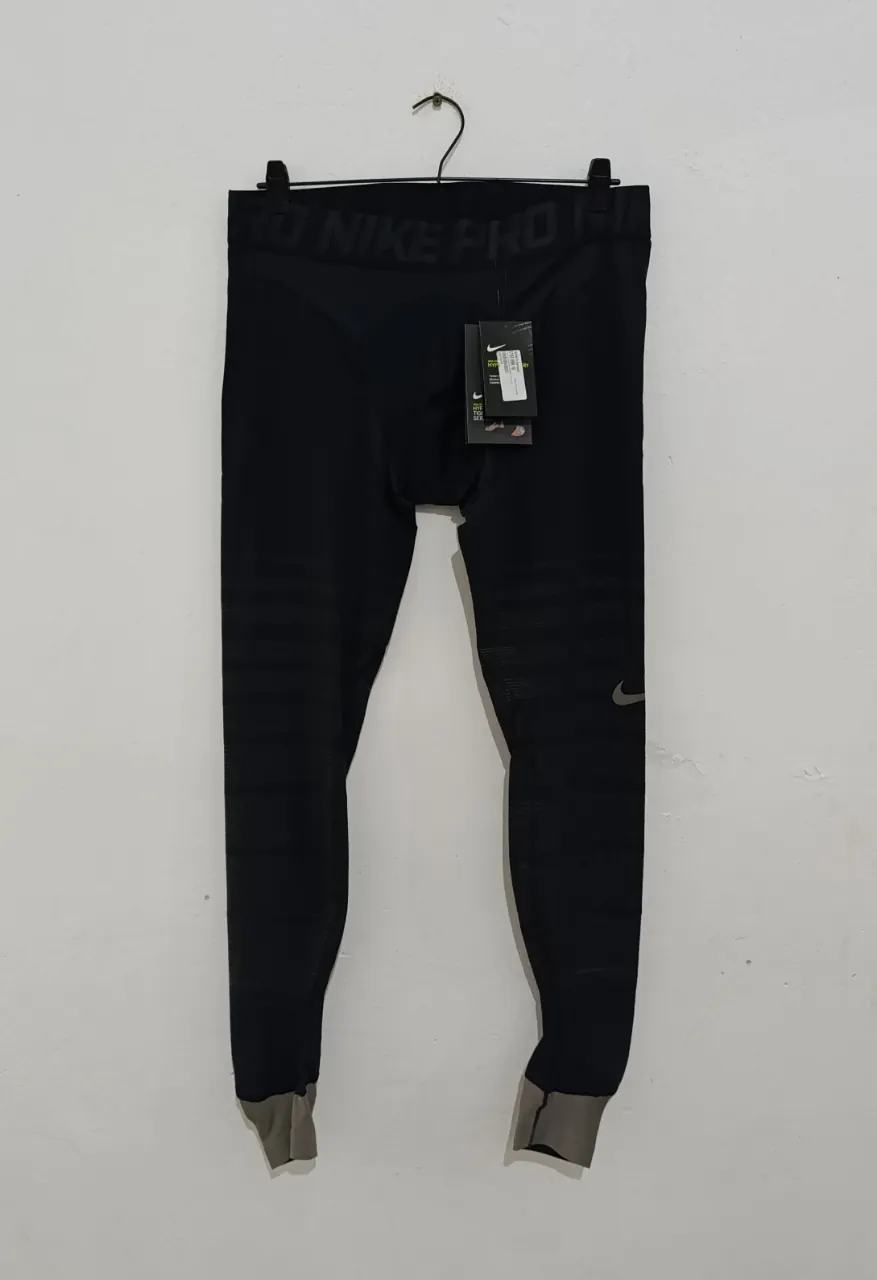 Pantalón Nike - imagen 1