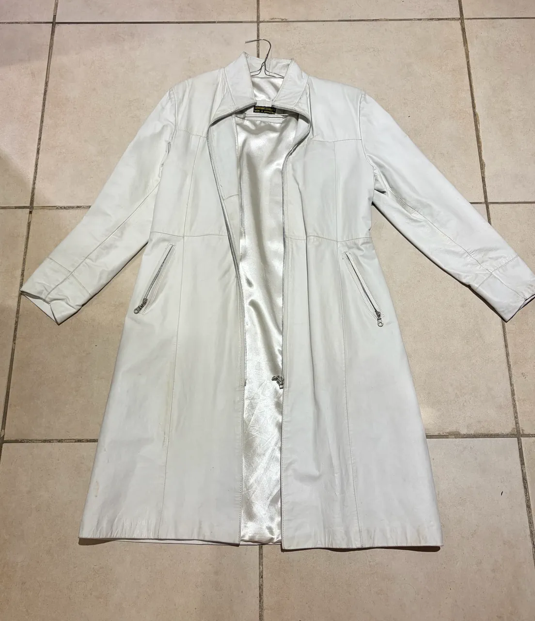 Genuine leather · Talle M