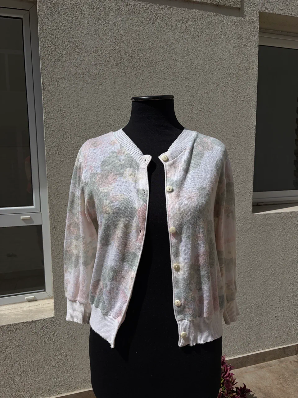 Cardigan 47 Street - imagen 1