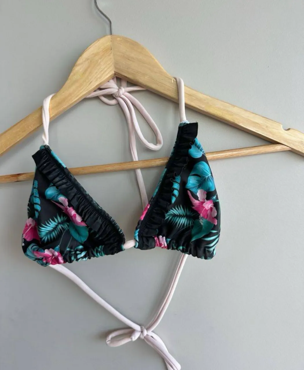 Bikini A ≠ - imagen 1