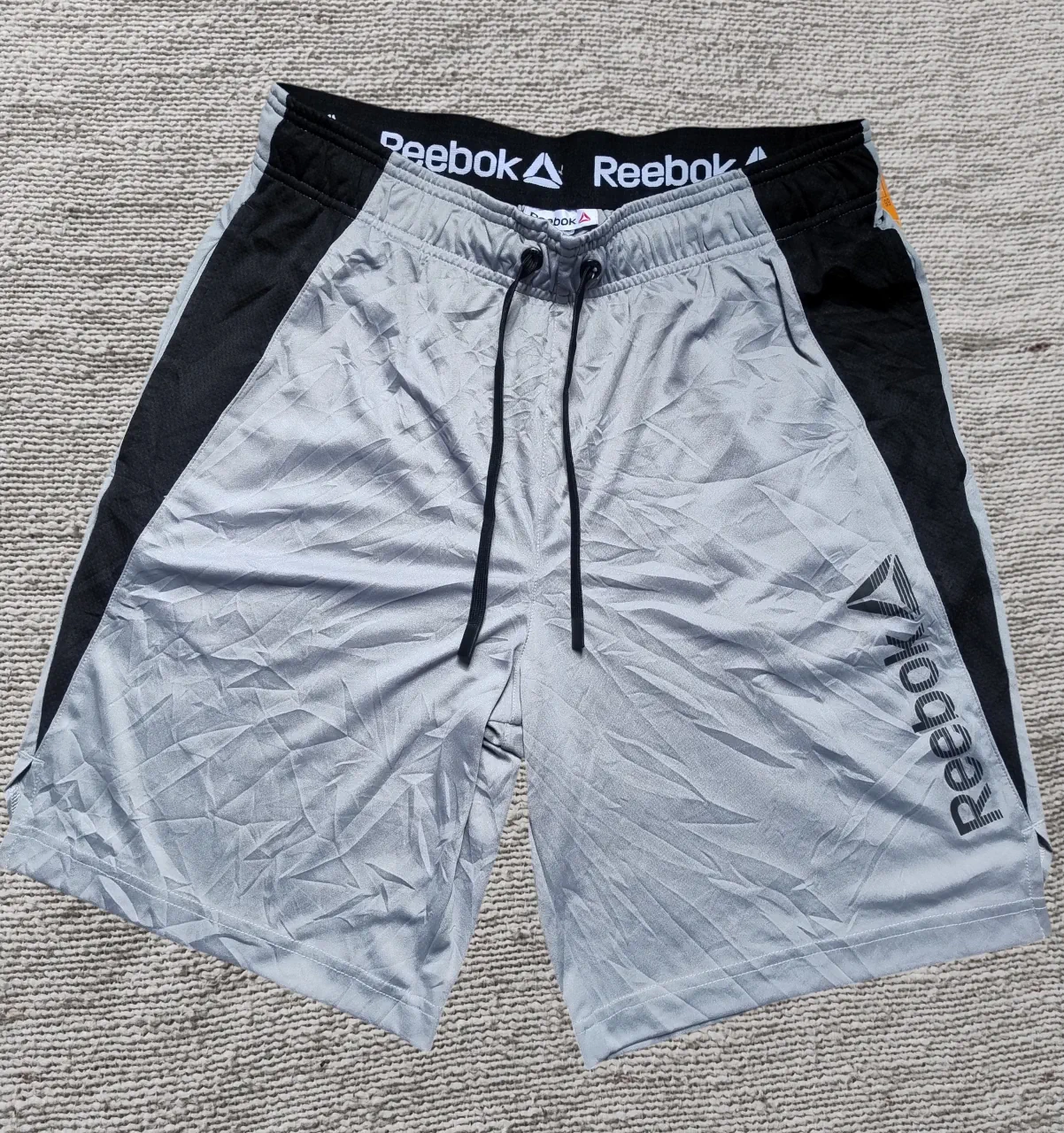 Short Reebok - imagen 1