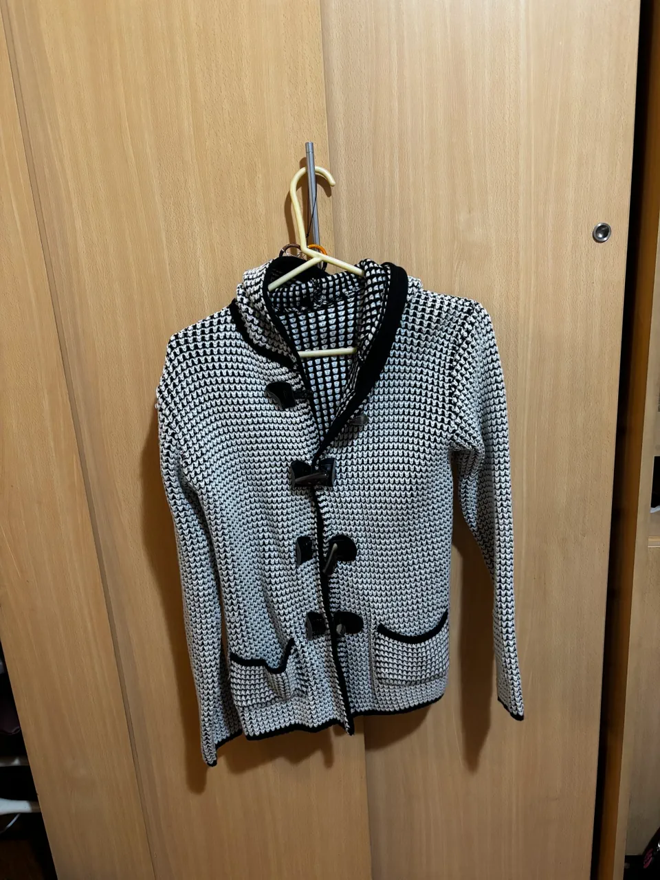 Cardigan No tiene · Talle 2