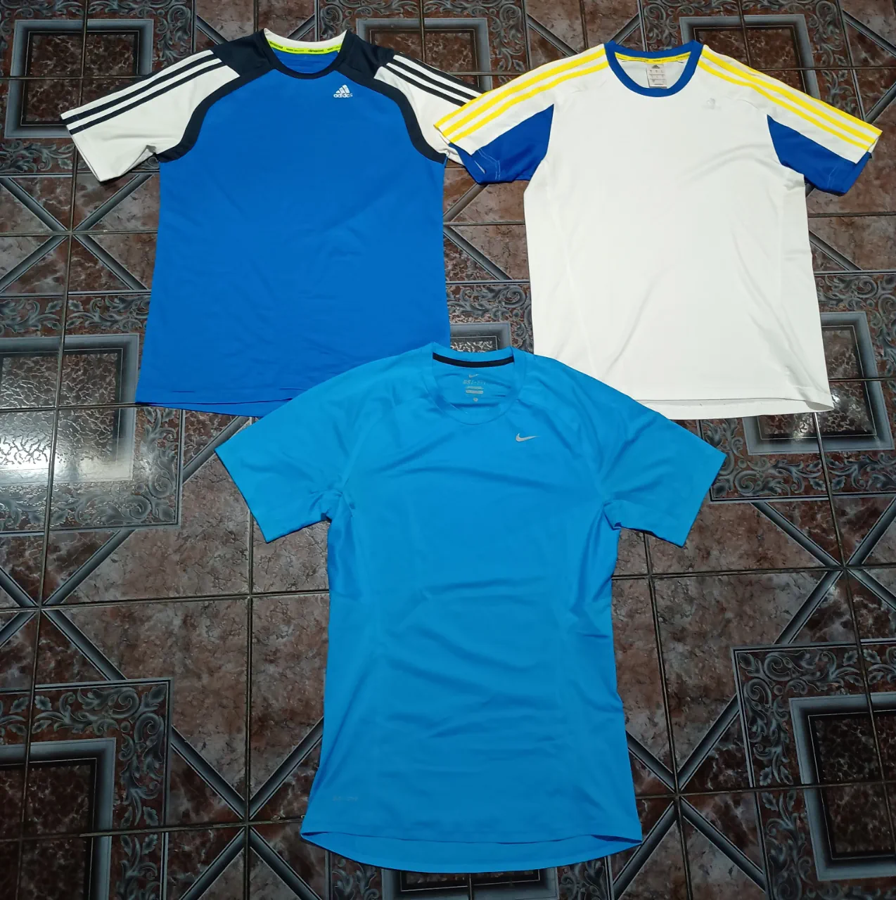 Remera adidas - imagen 1