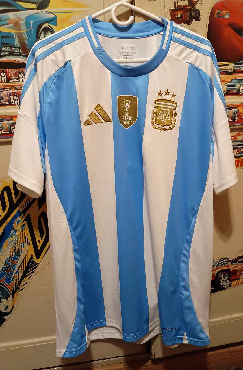 Camiseta adidas - imagen 1