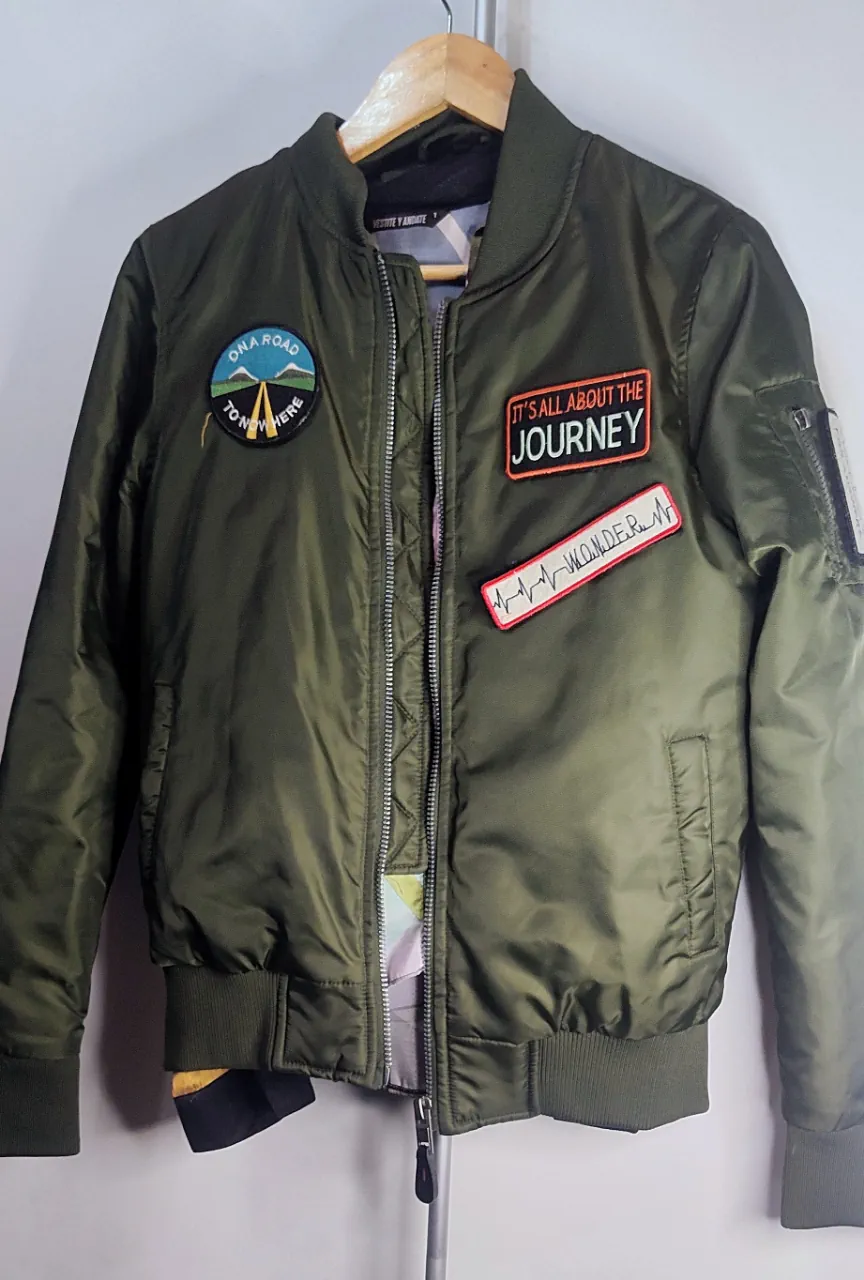 Campera Valkymia - imagen 3