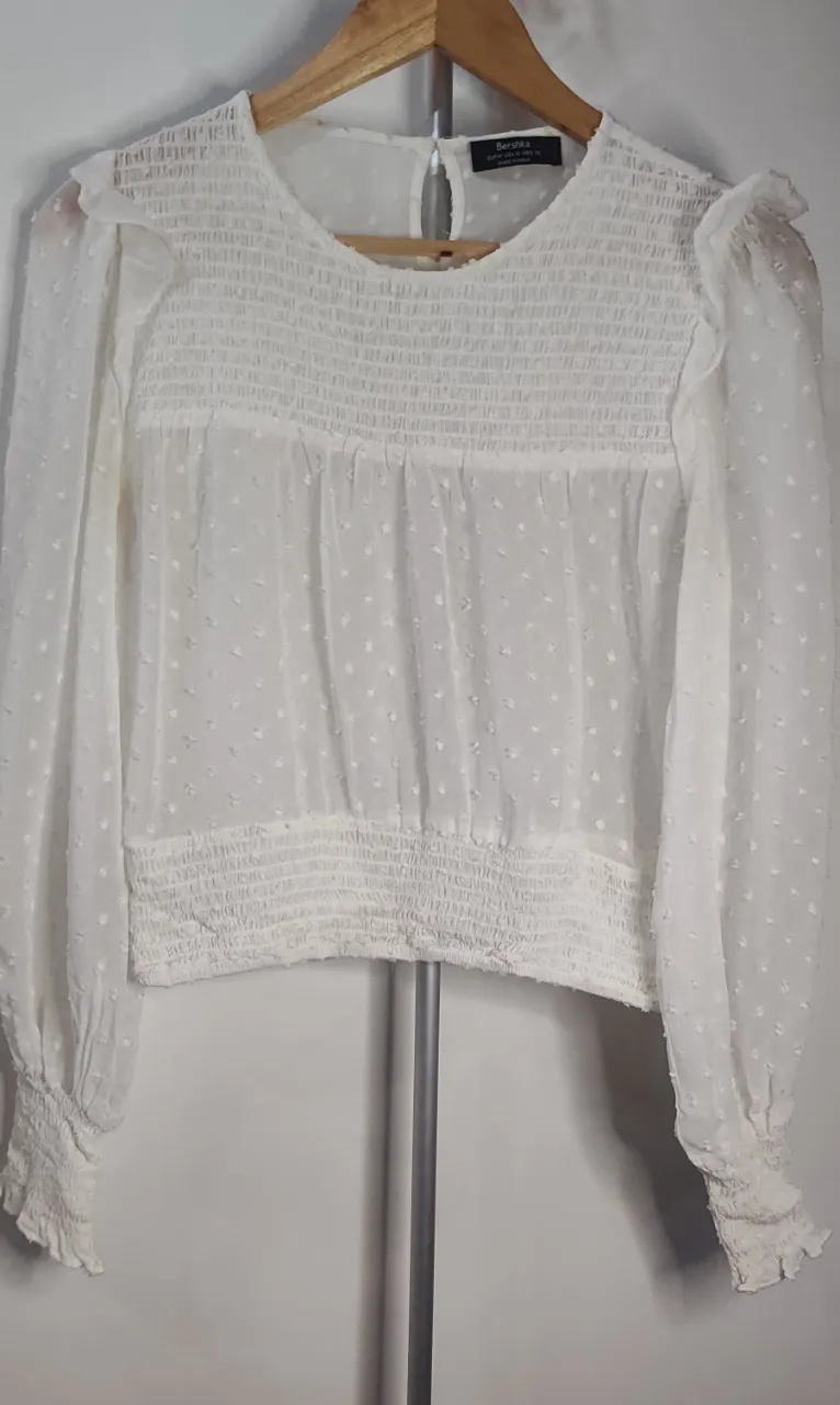 Blusa Bershka · Talle S