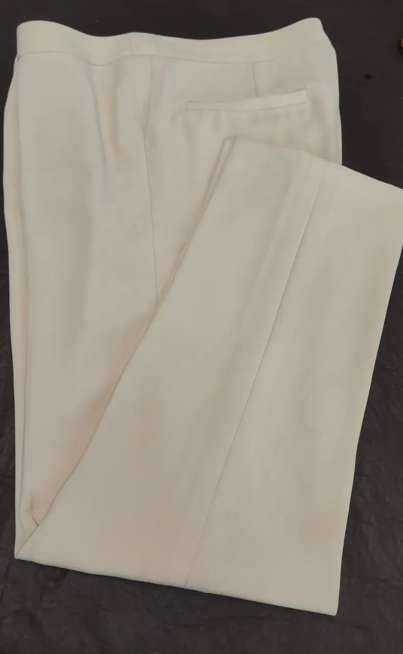 Pantalón BCBG · Talle M