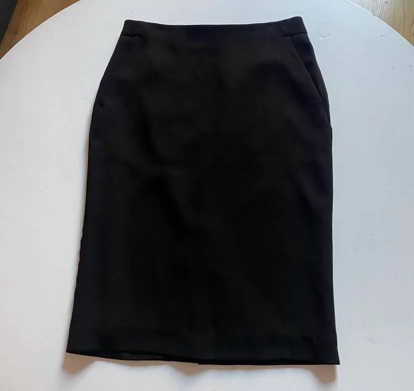 Pollera Uniqlo - imagen 1