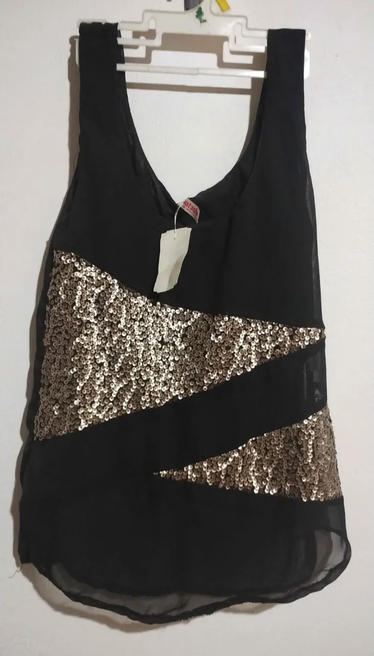 Musculosa A ≠ - imagen 1