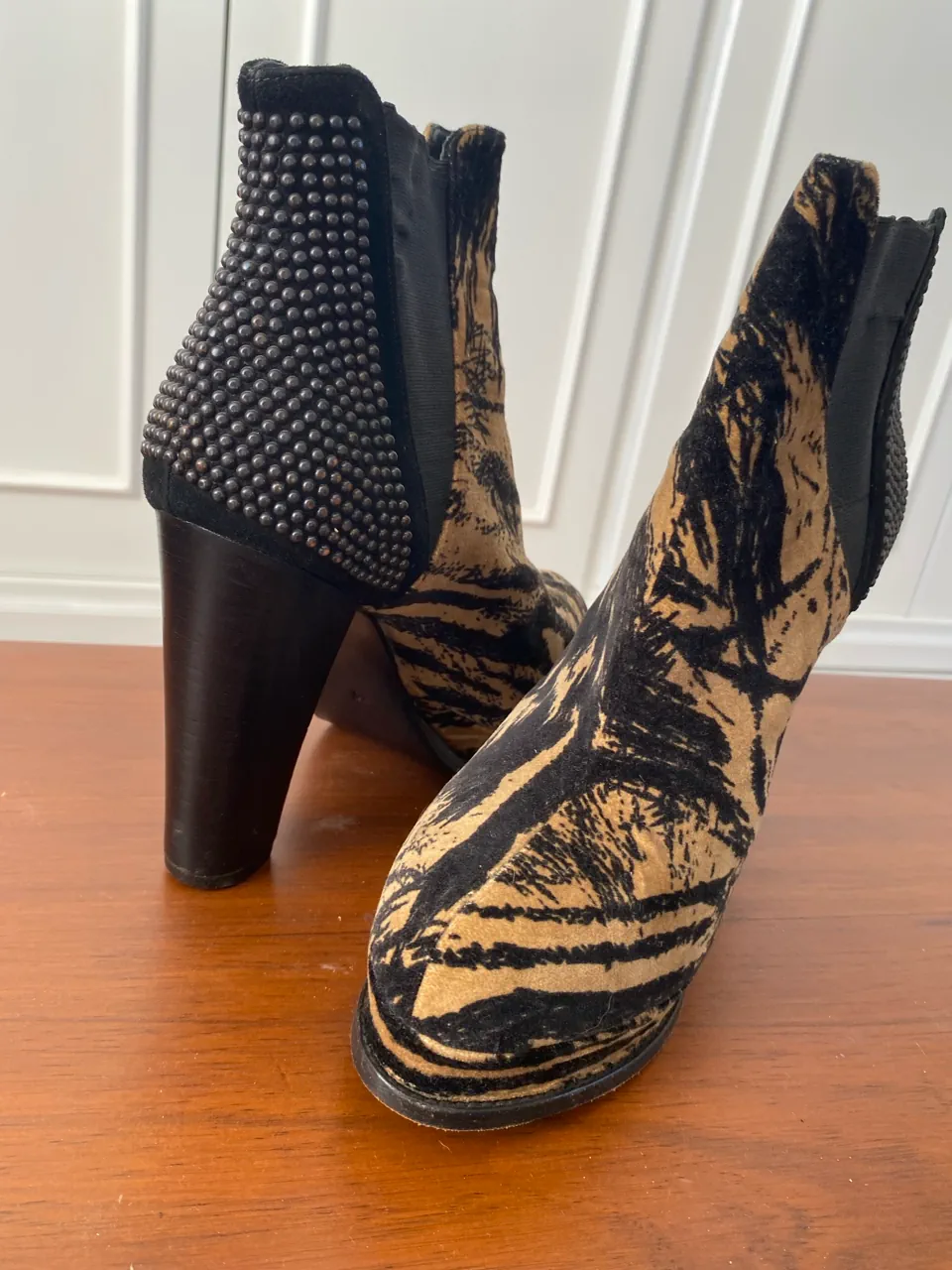 Botas Jazmín Chebar · Talle AR 40