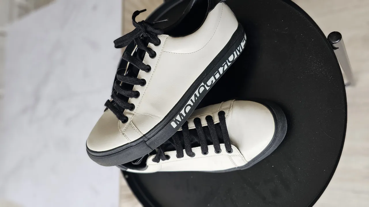 Zara · Talle AR 42