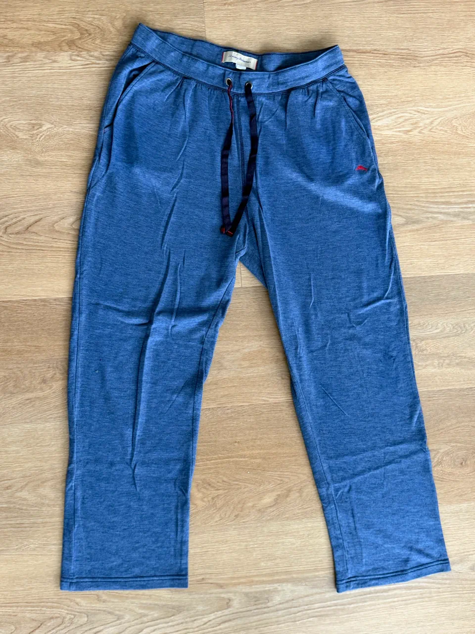 Pantalón Tommy Bahama · Talle L