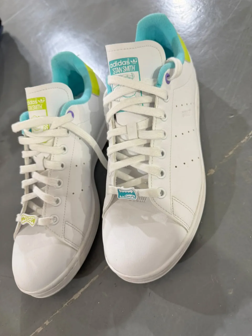 Zapatillas adidas · Talle AR 44