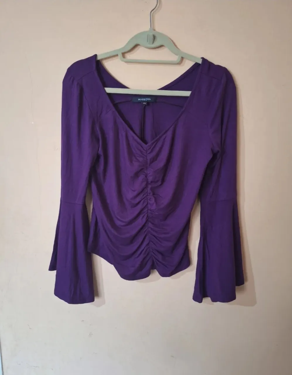 Remera Markova · Talle XXL