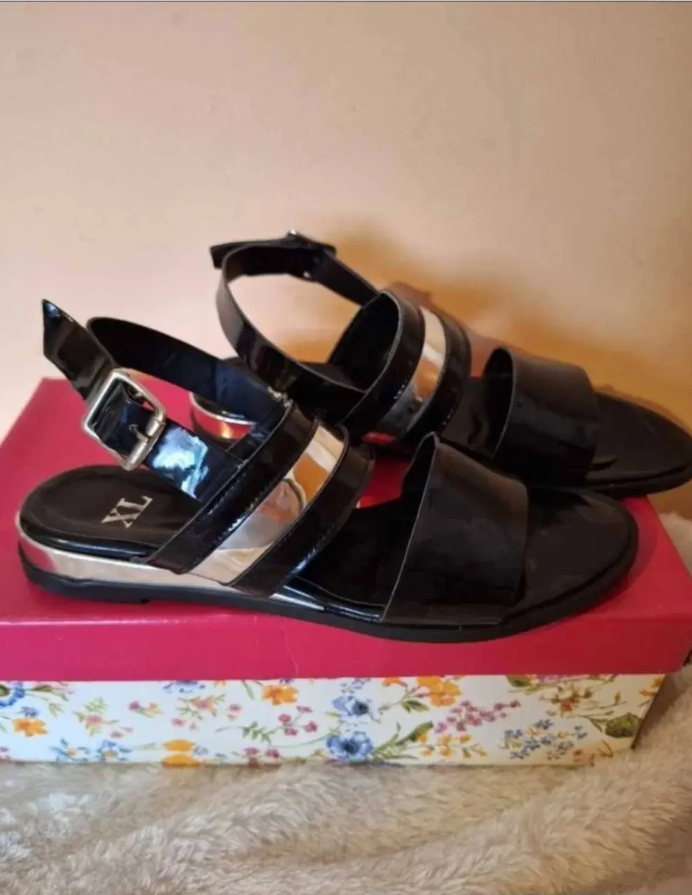 Sandalias XLarge - imagen 1