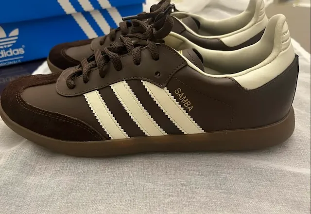 Adidas no original · Talle AR 40